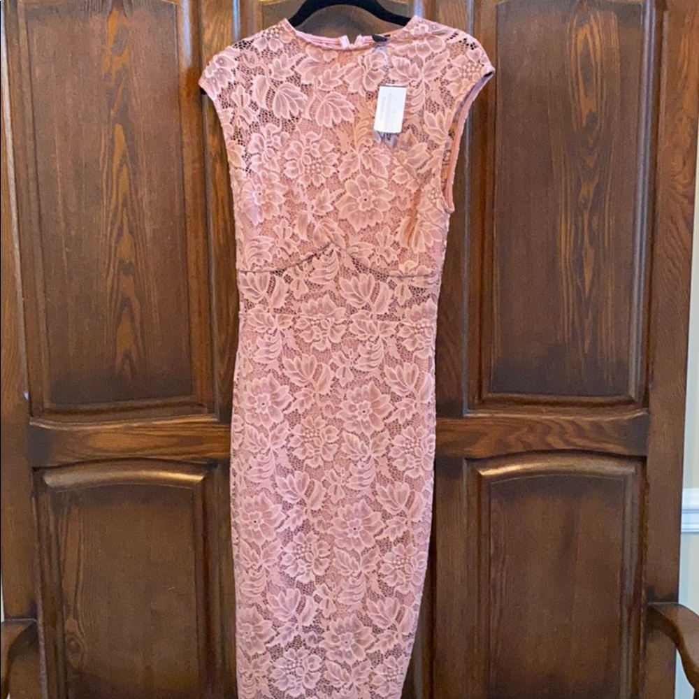 Short sleeves windsor dress